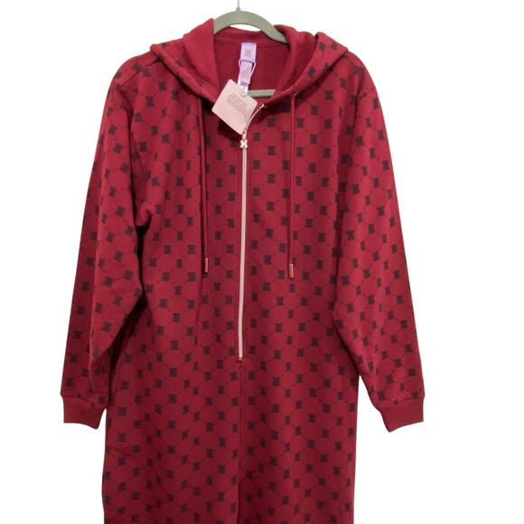 Savage Fenty by Rihanna Jumpsuit Foever Savage Hooded Onesie Red Size Small - Picture 2 of 7